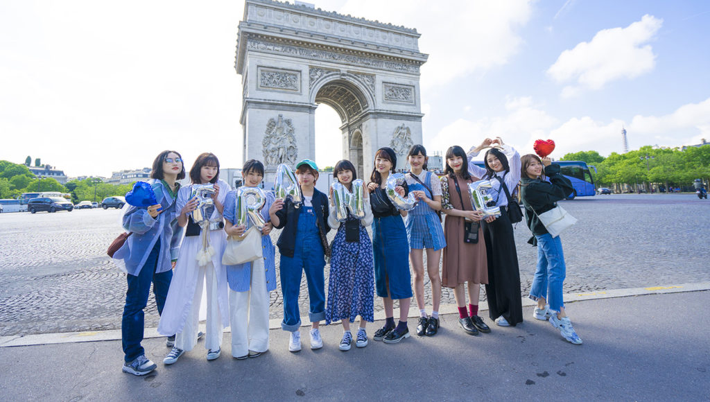 Bonjour Idol ANGERME La Cigale Paris 33 Degrees Photo